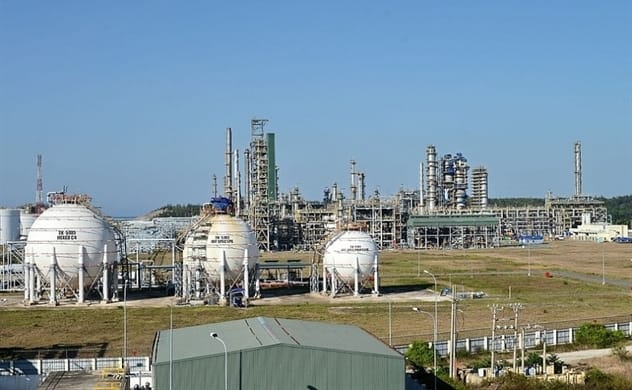 binh-son-refinery-reports-130-million-in-revenue-in-first-half-of-this-year_91414974